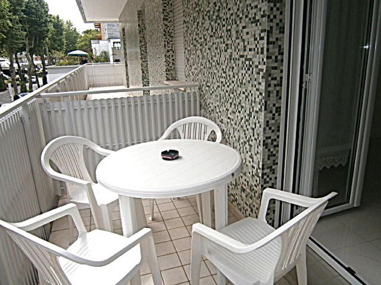 Jolly Apartamento Bibione Exterior foto